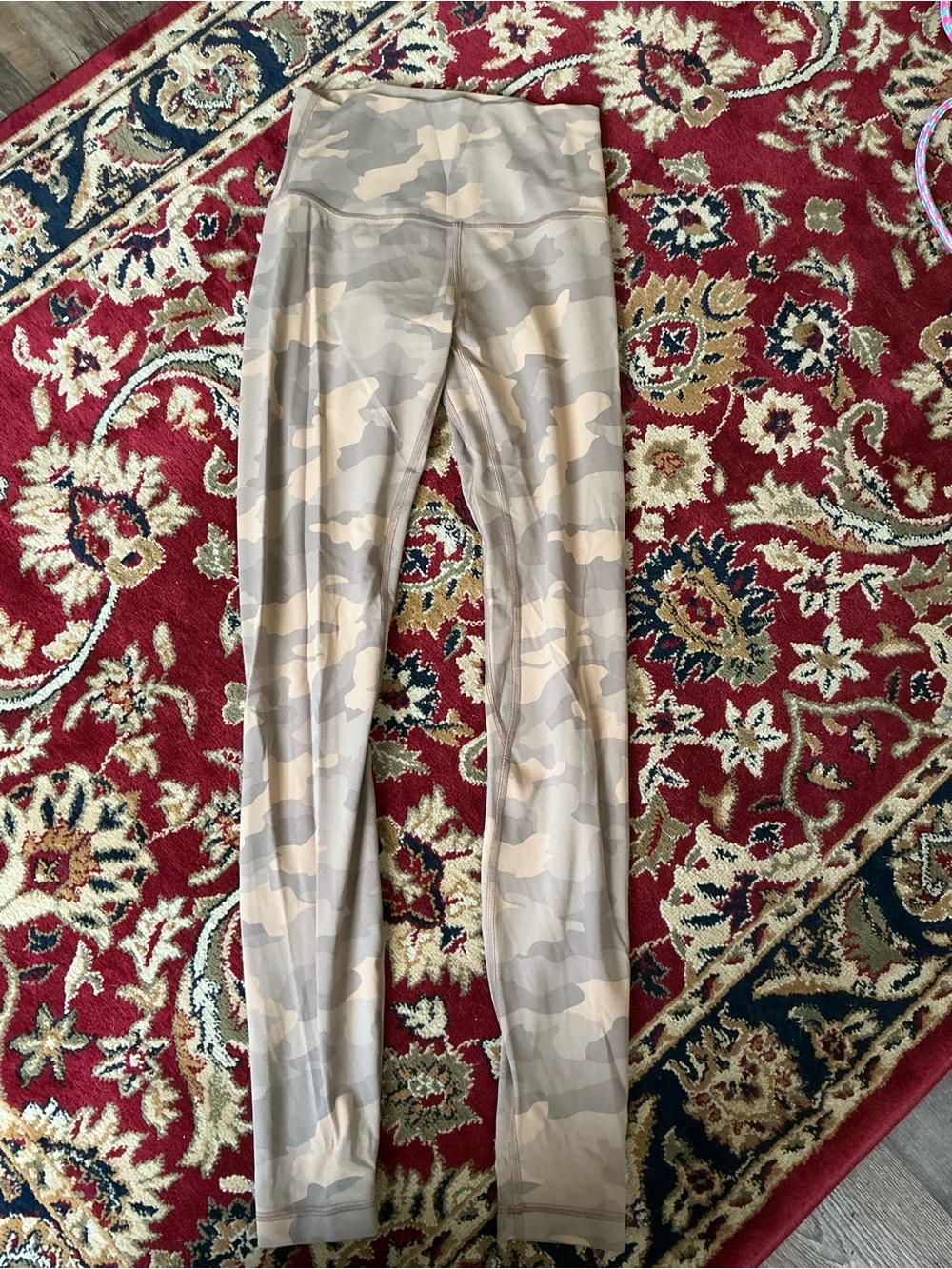 Lululemon Tan Camo Wunder Under Leggings